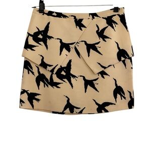Tibi Cream and Black Mini Skirt. Size 0